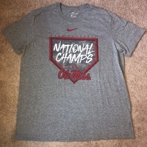 Ole miss Nike baseball T-shirt
